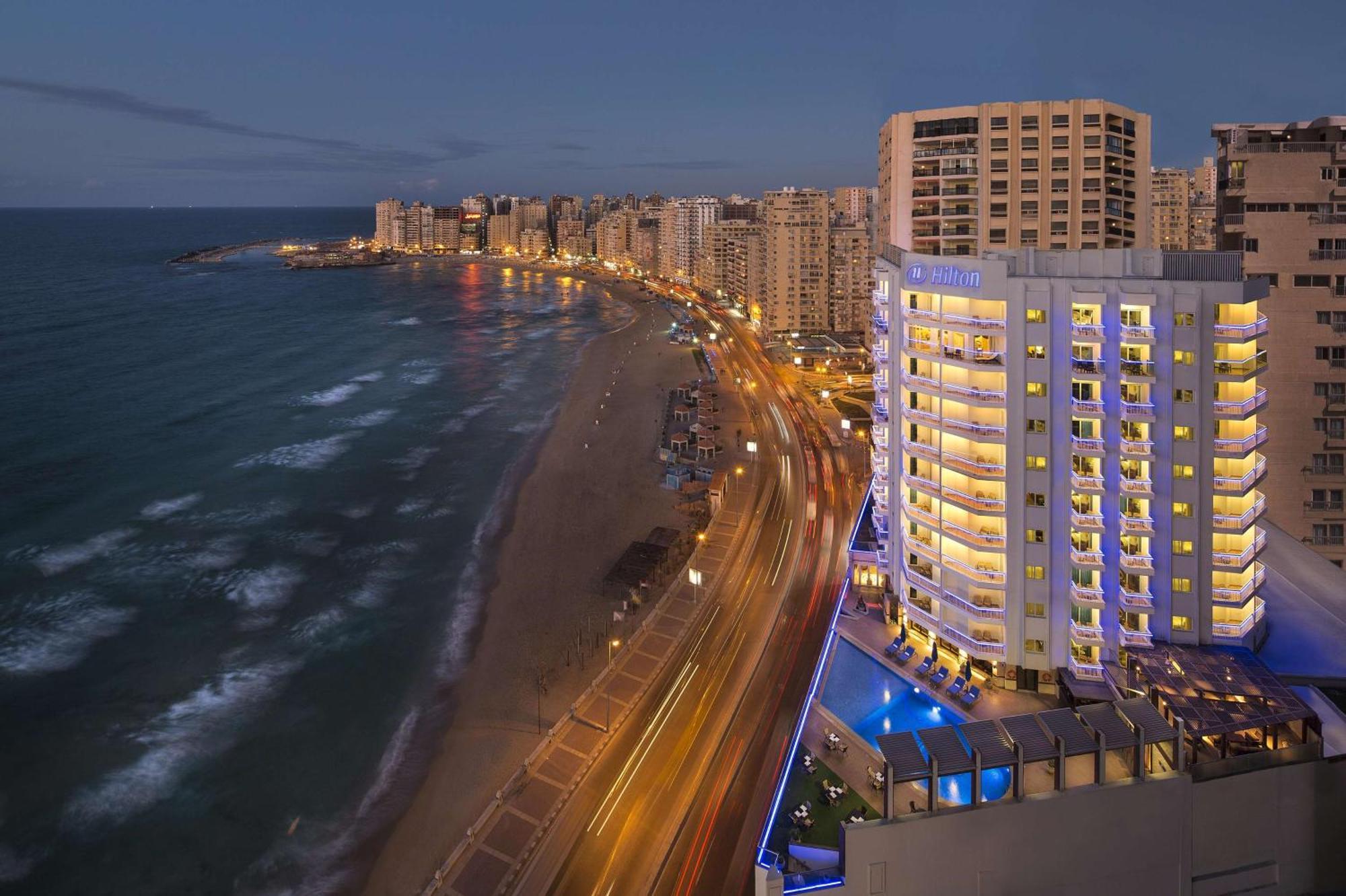 Hilton Alexandria Corniche Hotel Ngoại thất bức ảnh The beachfront of Alexandria