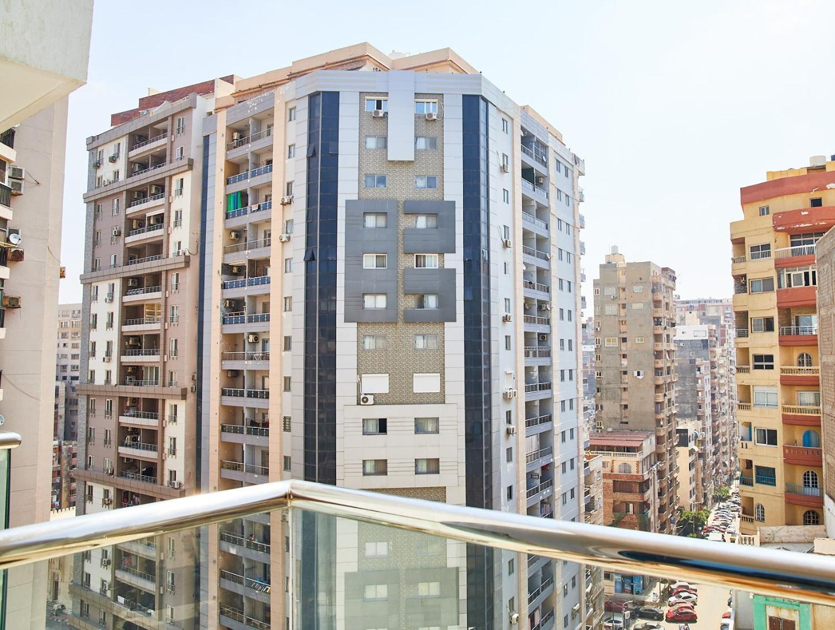 Hilton Alexandria Corniche Hotel Ngoại thất bức ảnh Residential buildings in Nicosia